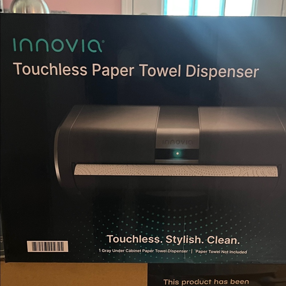 Black Touchless Paper Towel Dispenser